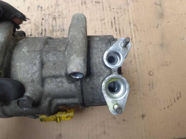 COMPRESSEUR DE CLIMATISATION CITROEN/PEUGEOT/FIAT - Vue 2